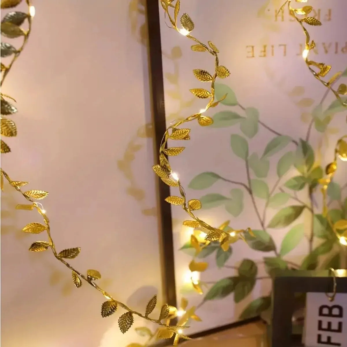 Guirlande LED Dorée à Feuilles – 2M / 20 LED Cuivre pour Déco Mariage, Maison & Fête