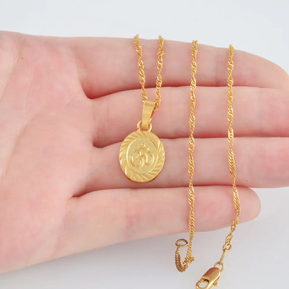 Collier Om doré – Bijou spirituel hindou inspiré du yoga
