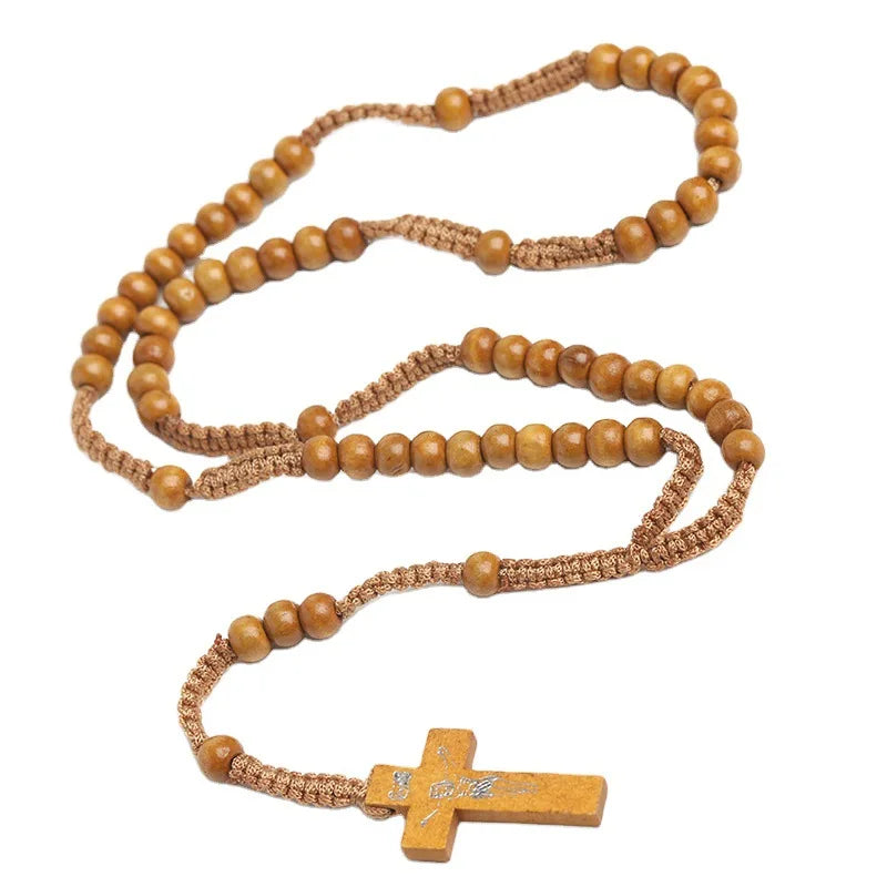 Collier Chapelet en Bois Naturel – Croix de Jésus Tressée à la Main | Bijou Religieux Catholique Unisexe