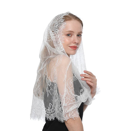 Voile mantille catholique femme en dentelle brodée – châle de prière, église et mariage
