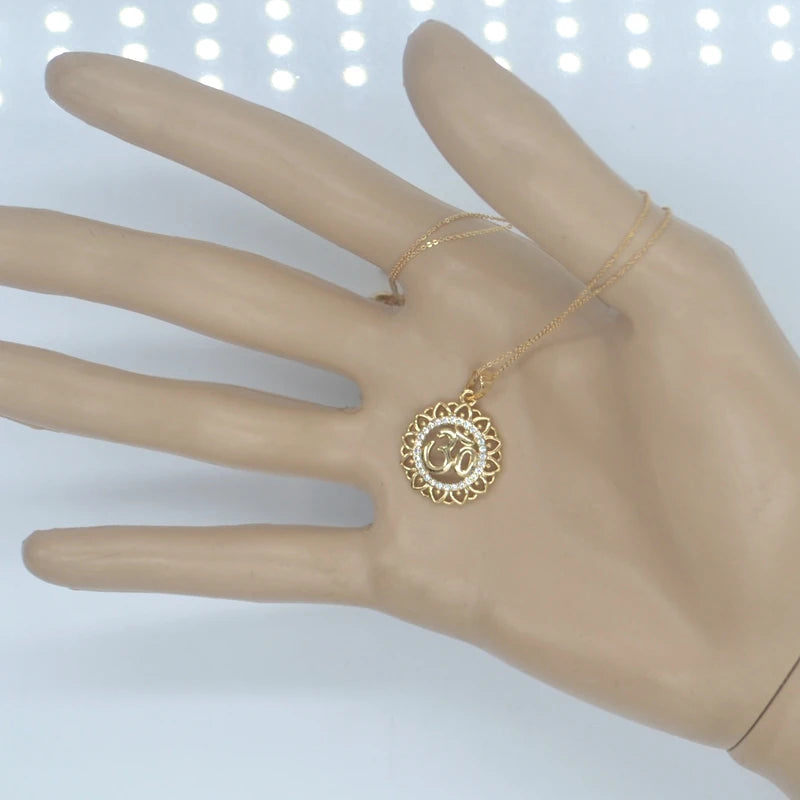 Collier Aum Om avec zircon – Pendentif spirituel unisexe