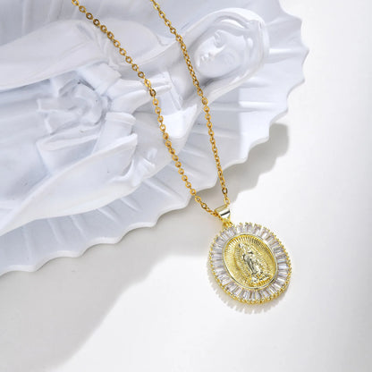 Collier pendentif ovale Vierge Marie en zircon – bijou catholique pour femme
