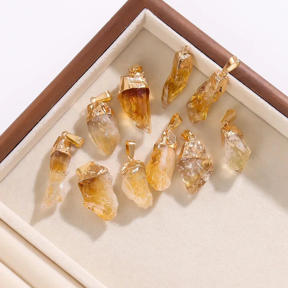 Pendentif en Citrine Naturelle Brute – Pierre de Chakra avec Capuchon Doré, Bijou Spirituel Énergétique