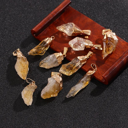 Pendentif en Citrine Naturelle Brute – Pierre de Chakra avec Capuchon Doré, Bijou Spirituel Énergétique