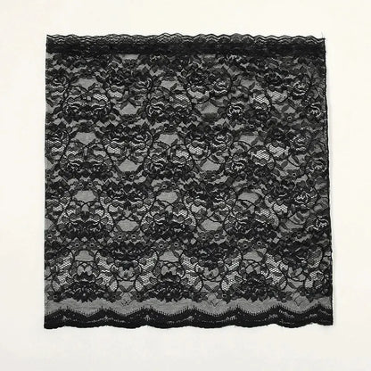 Foulard voile femme en dentelle brodée – châle d’église et mariage 53×55 cm