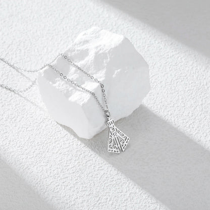 Collier Vierge de la Vallée en acier inoxydable – bijou catholique spirituel