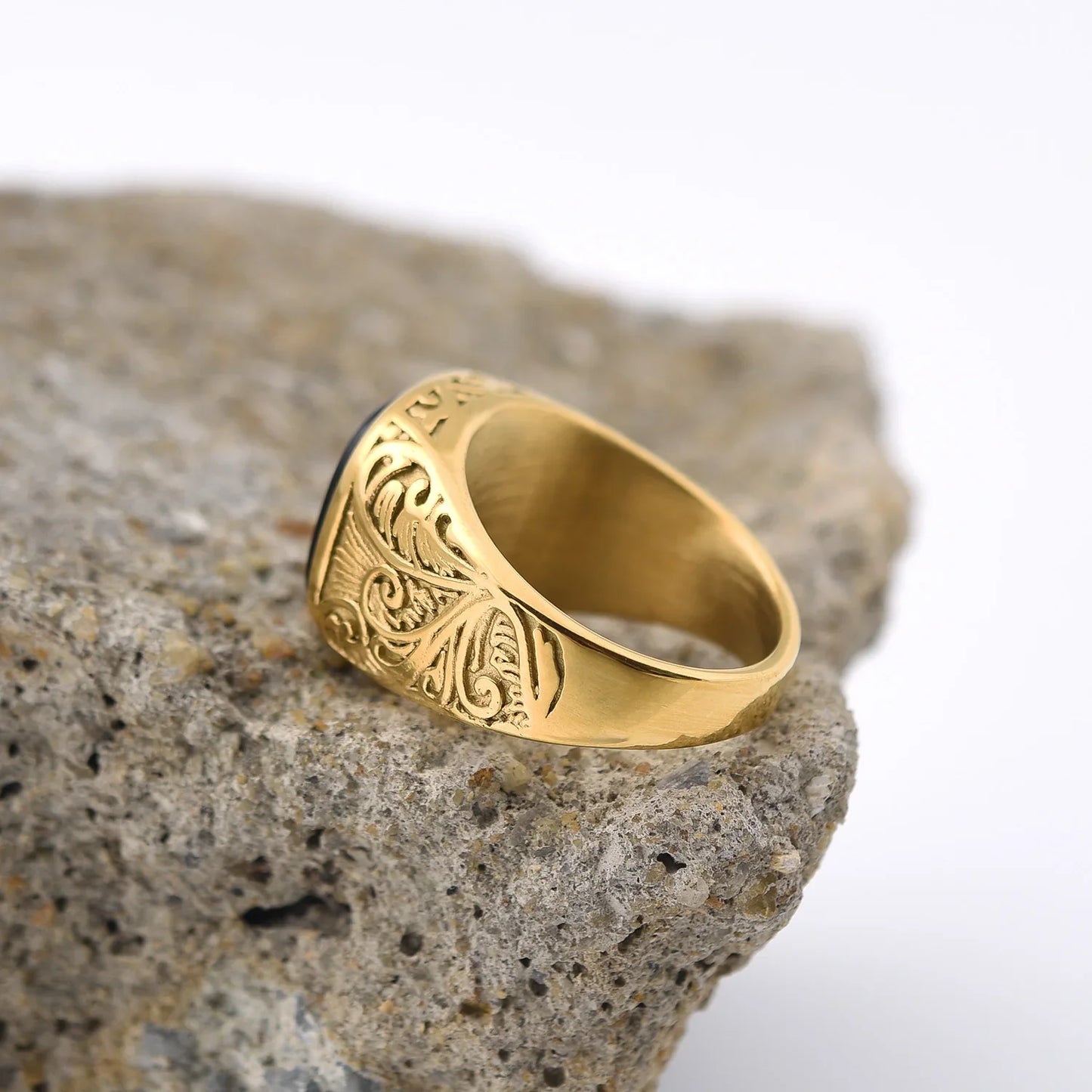Bague homme acier inoxydable avec pierre colorée – style vintage mystique