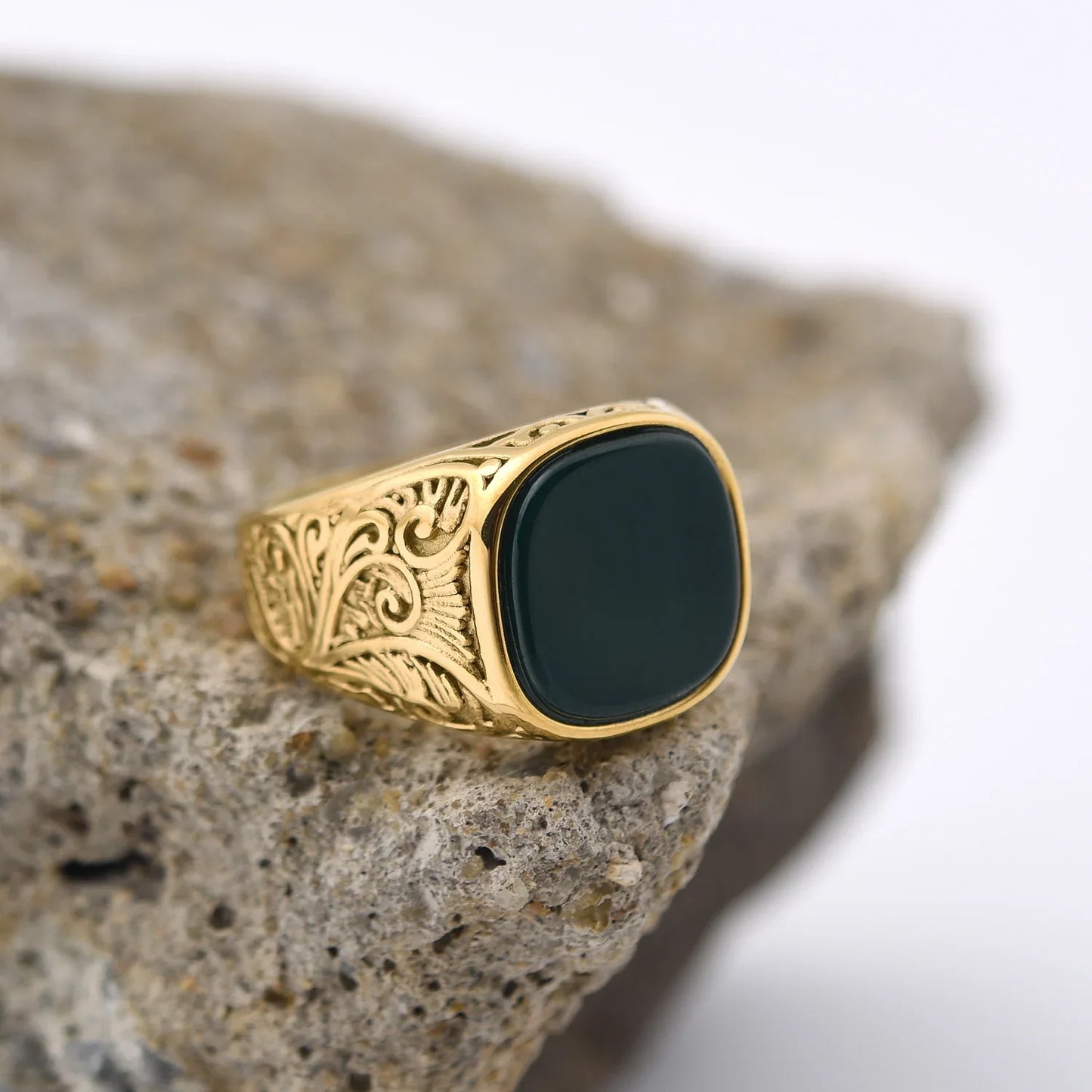 Bague homme acier inoxydable avec pierre colorée – style vintage mystique