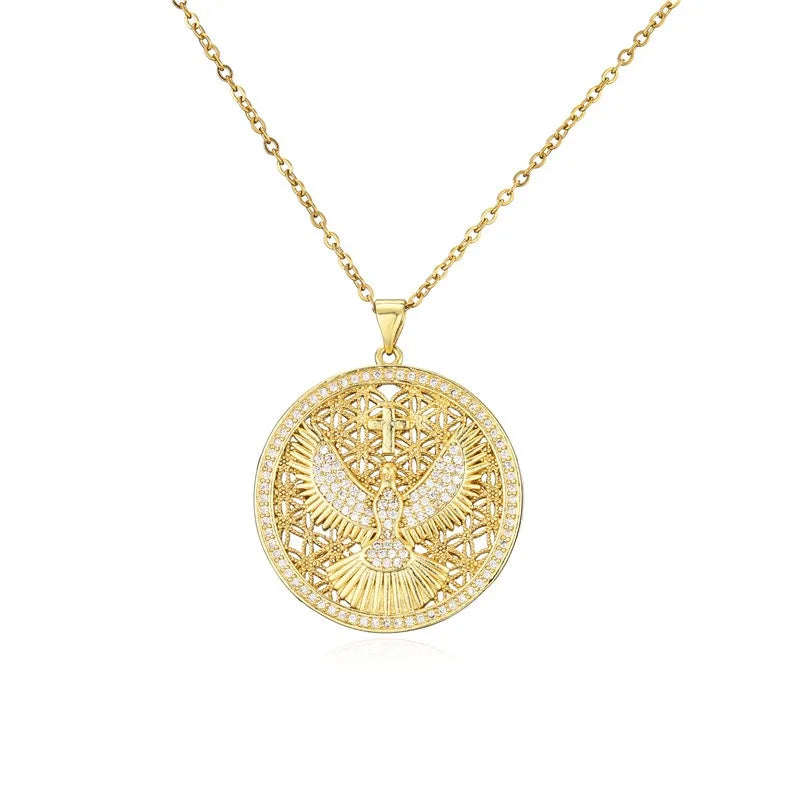Collier Femme Esprit Saint Doré 18K – Pendentif Oiseau Sacré avec Croix et Chaîne Délicate