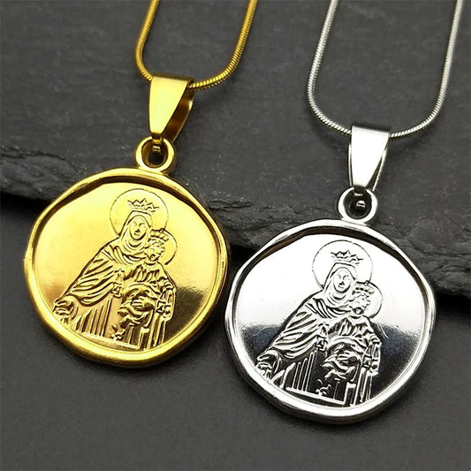 Collier Vierge Marie tenant l’Enfant Jésus en acier inoxydable – bijou catholique