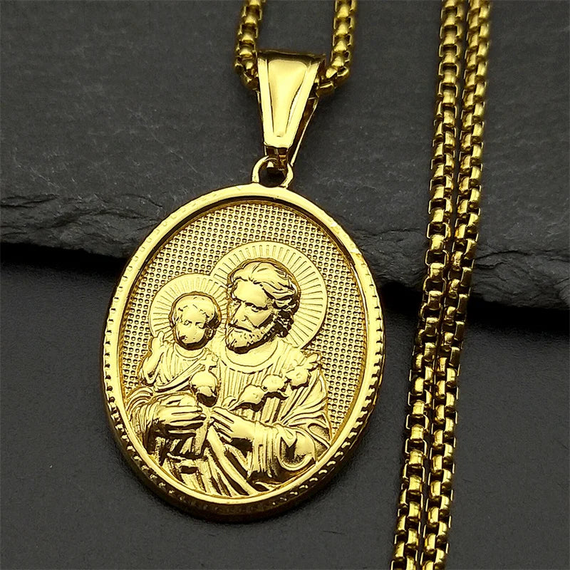 Collier médaille Saint Joseph en acier inoxydable doré – bijou chrétien