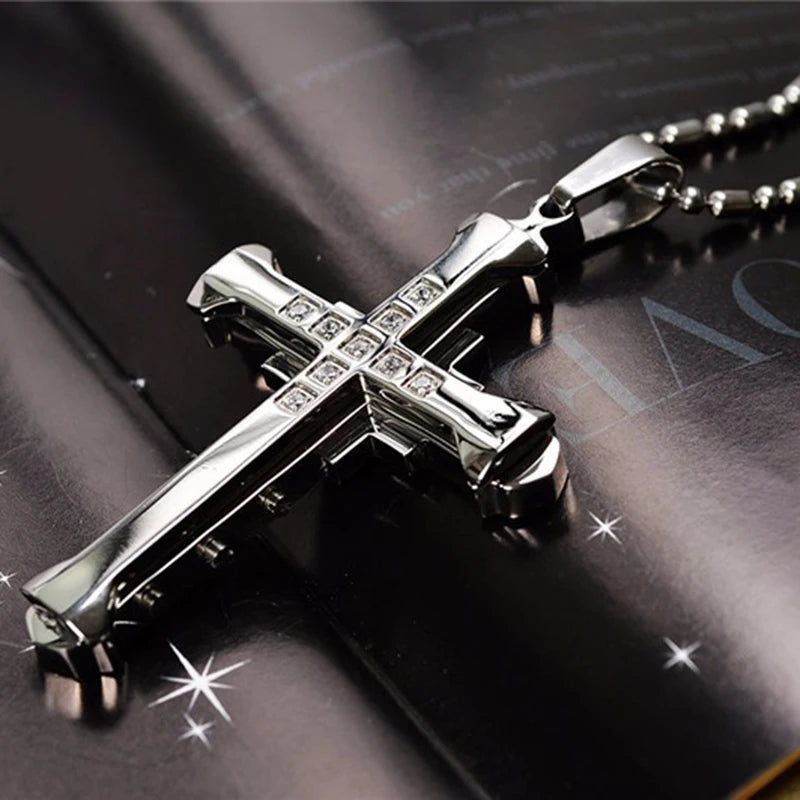 Halskette Kreuz Schwarz Zirkon und Gold aus Edelstahl – Punk-Schmuck für Herren