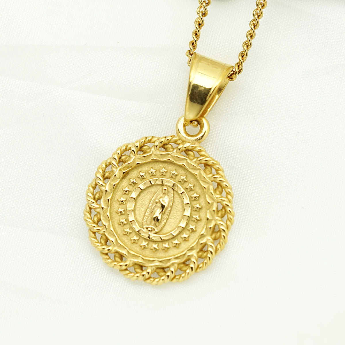 Collier Vierge Marie en Acier Inoxydable 316L – 5 Modèles