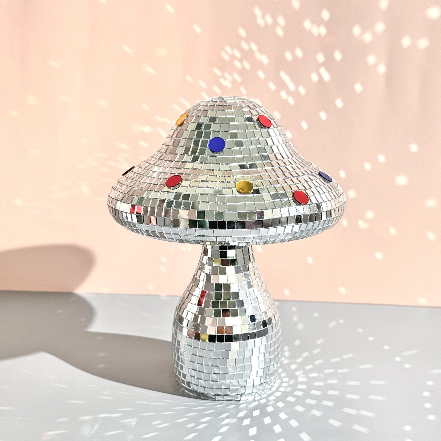 Champignon Disco Rétro – Boule à Facettes Décorative pour Salon, Bureau & Fêtes