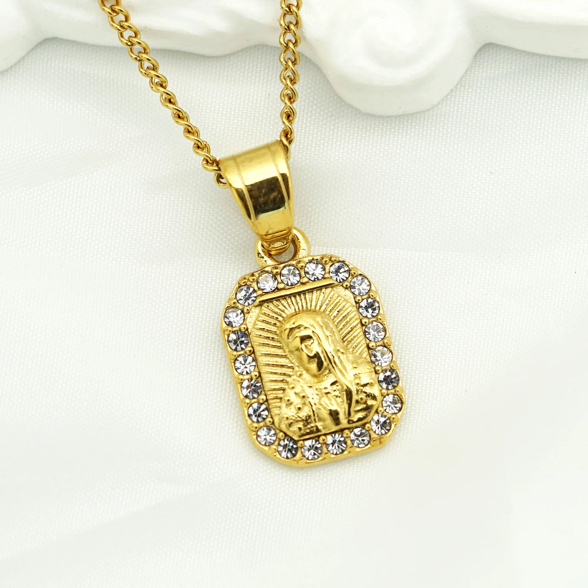 Collier Vierge Marie en Acier Inoxydable 316L – 5 Modèles