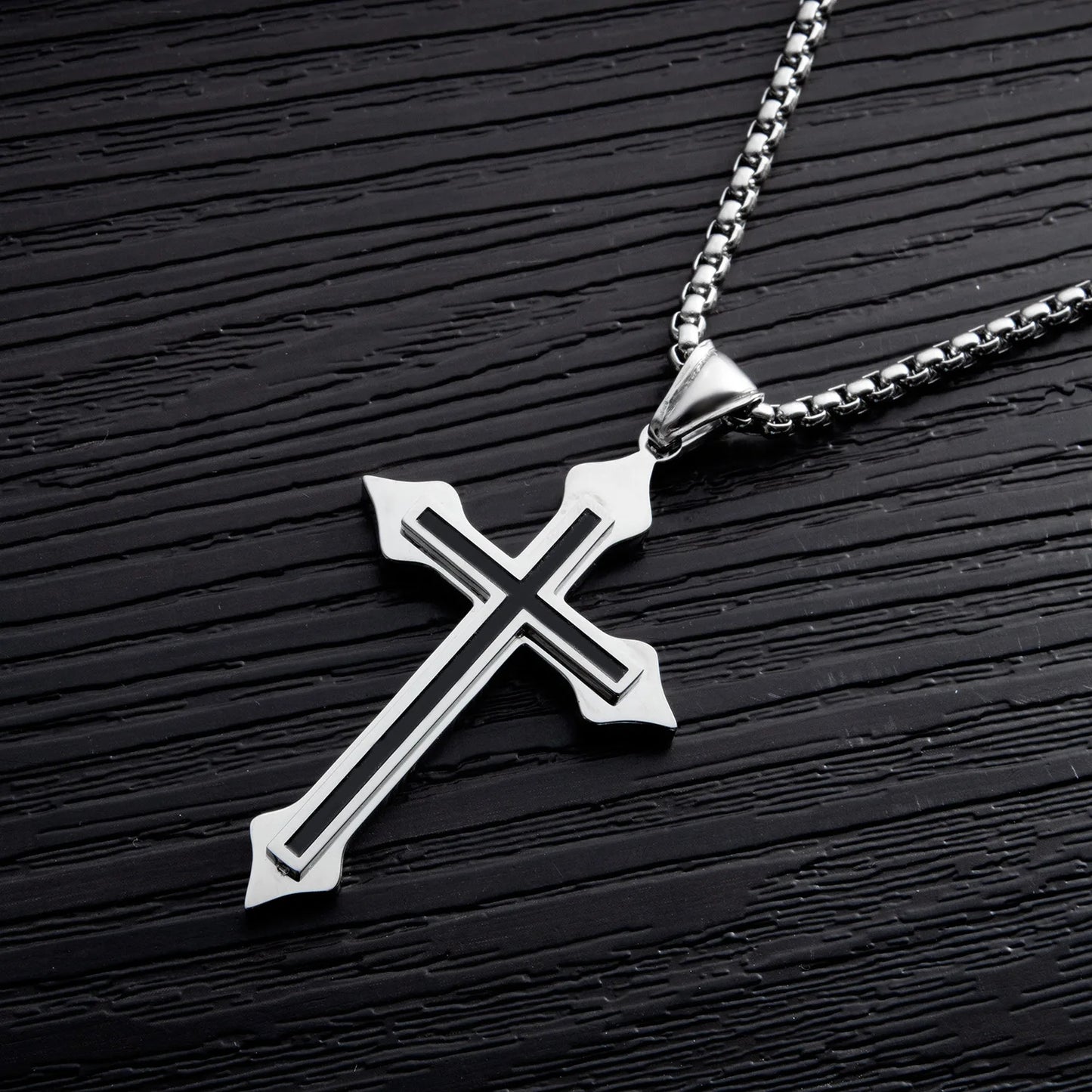 Collier croix minimaliste goutte noire en acier inoxydable – bijou unisexe