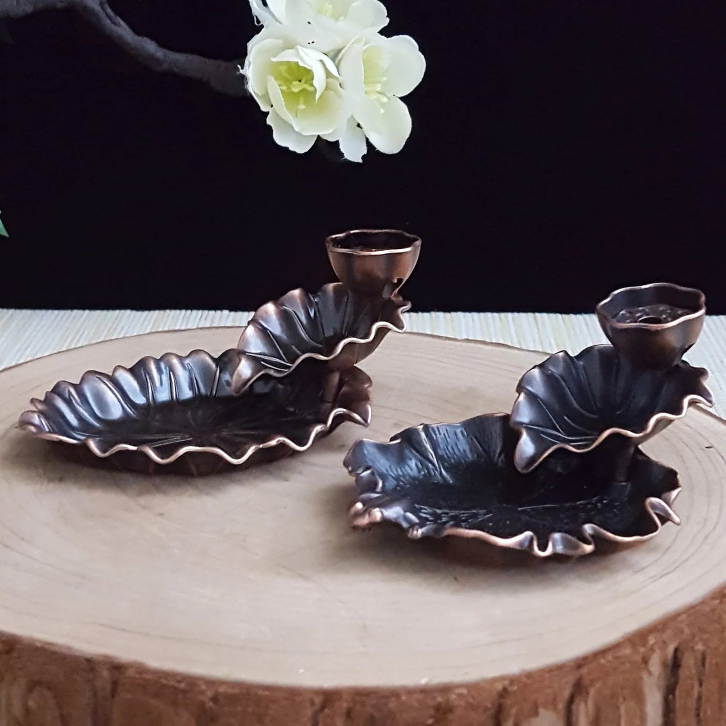 Brûleur d’encens lotus mini – porte-encens chinois décoratif en alliage
