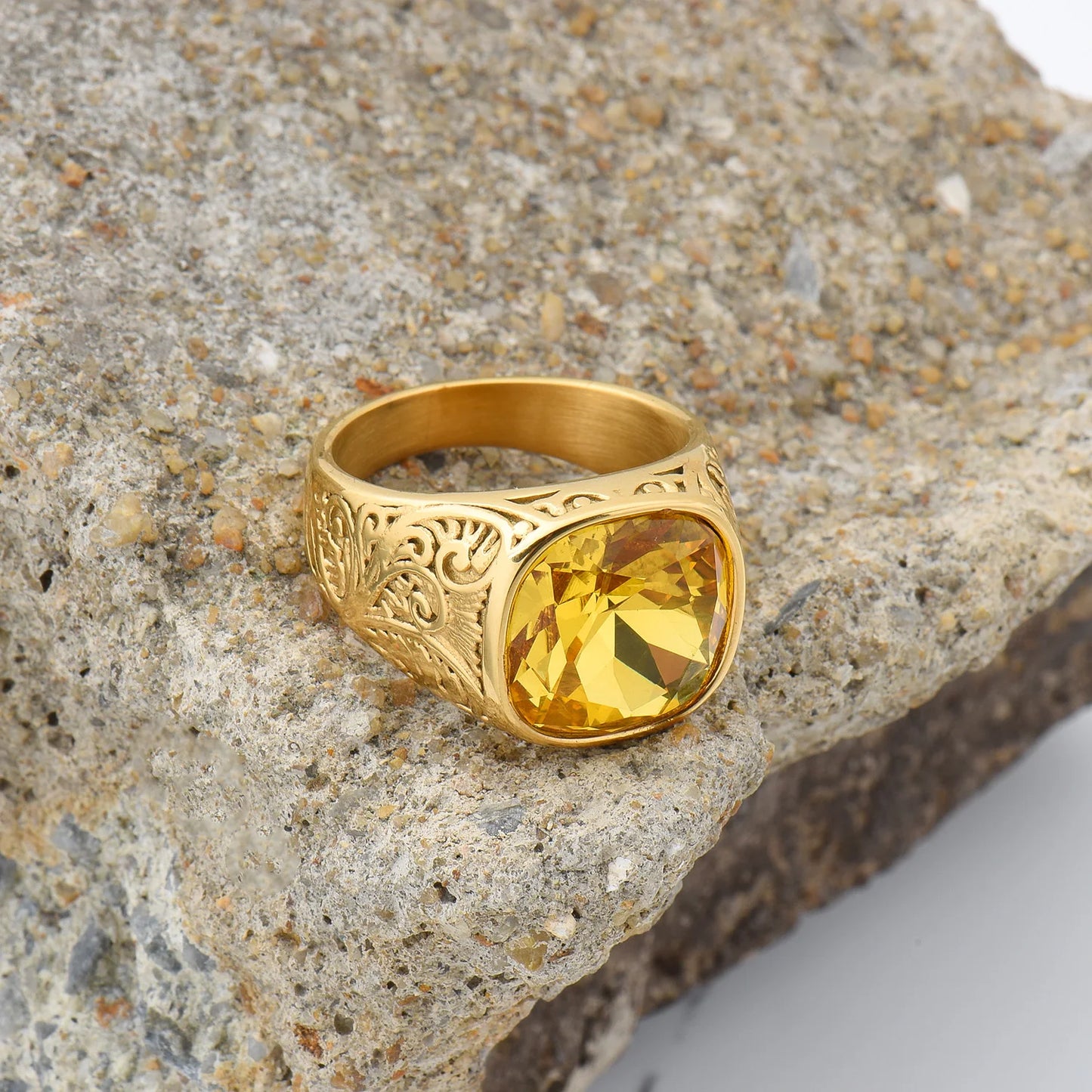 Bague homme acier inoxydable avec pierre colorée – style vintage mystique