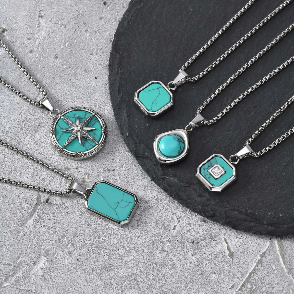 Collier Pendentif Pierre Turquoise & Boussole – Acier Inoxydable Homme