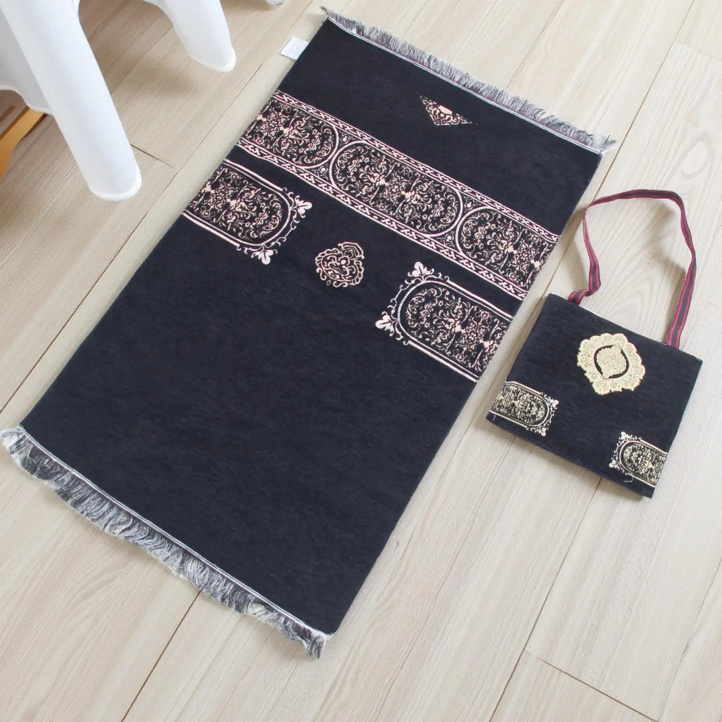 2er-Set Gebetsteppiche mit Geschenktasche – Reisetepich für Muslime
