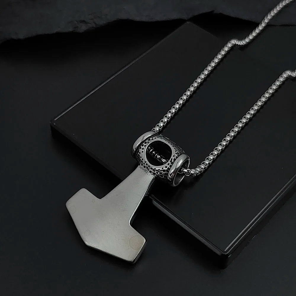 Thorhammer Mjölnir Halskette aus 316L Edelstahl – Runen