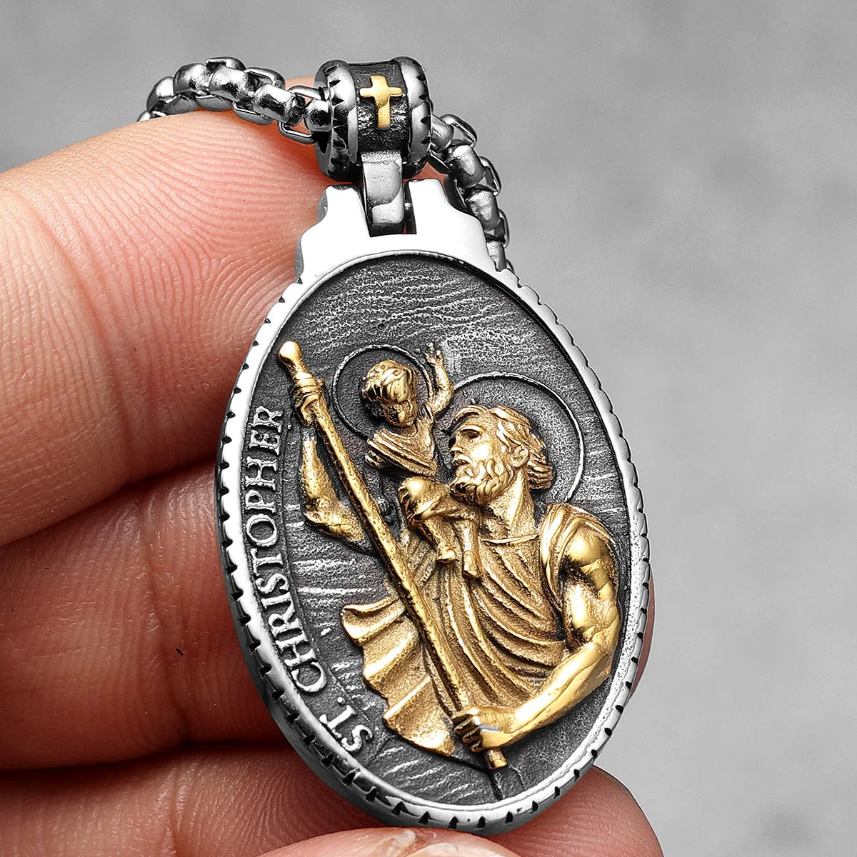 Collier Saint Christophe en acier inoxydable – amulette protectrice unisexe