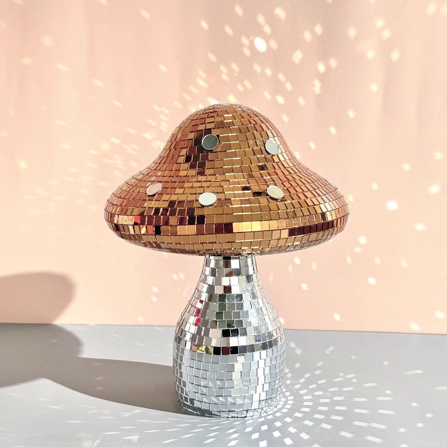 Champignon Disco Rétro – Boule à Facettes Décorative pour Salon, Bureau & Fêtes