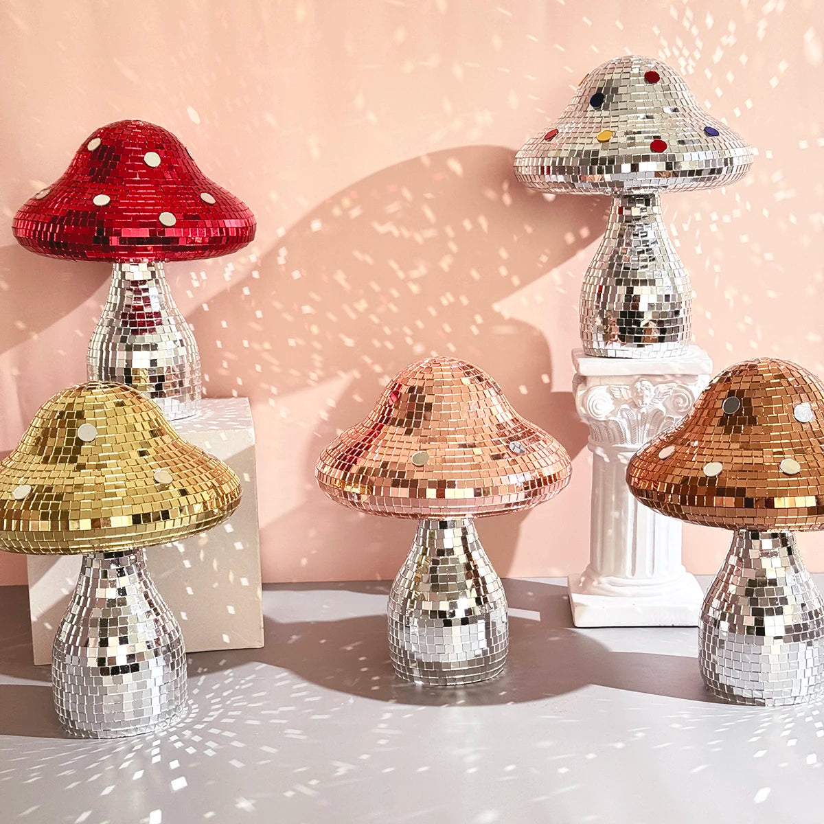 Champignon Disco Rétro – Boule à Facettes Décorative pour Salon, Bureau & Fêtes