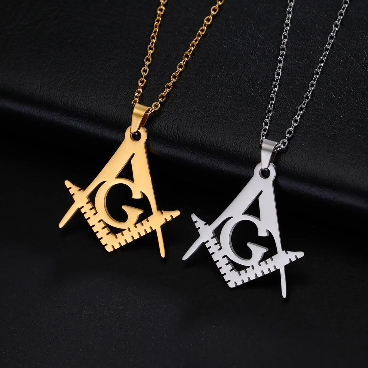 Collier Maçonnique en Acier Inoxydable – Pendentif Équerre & Compas