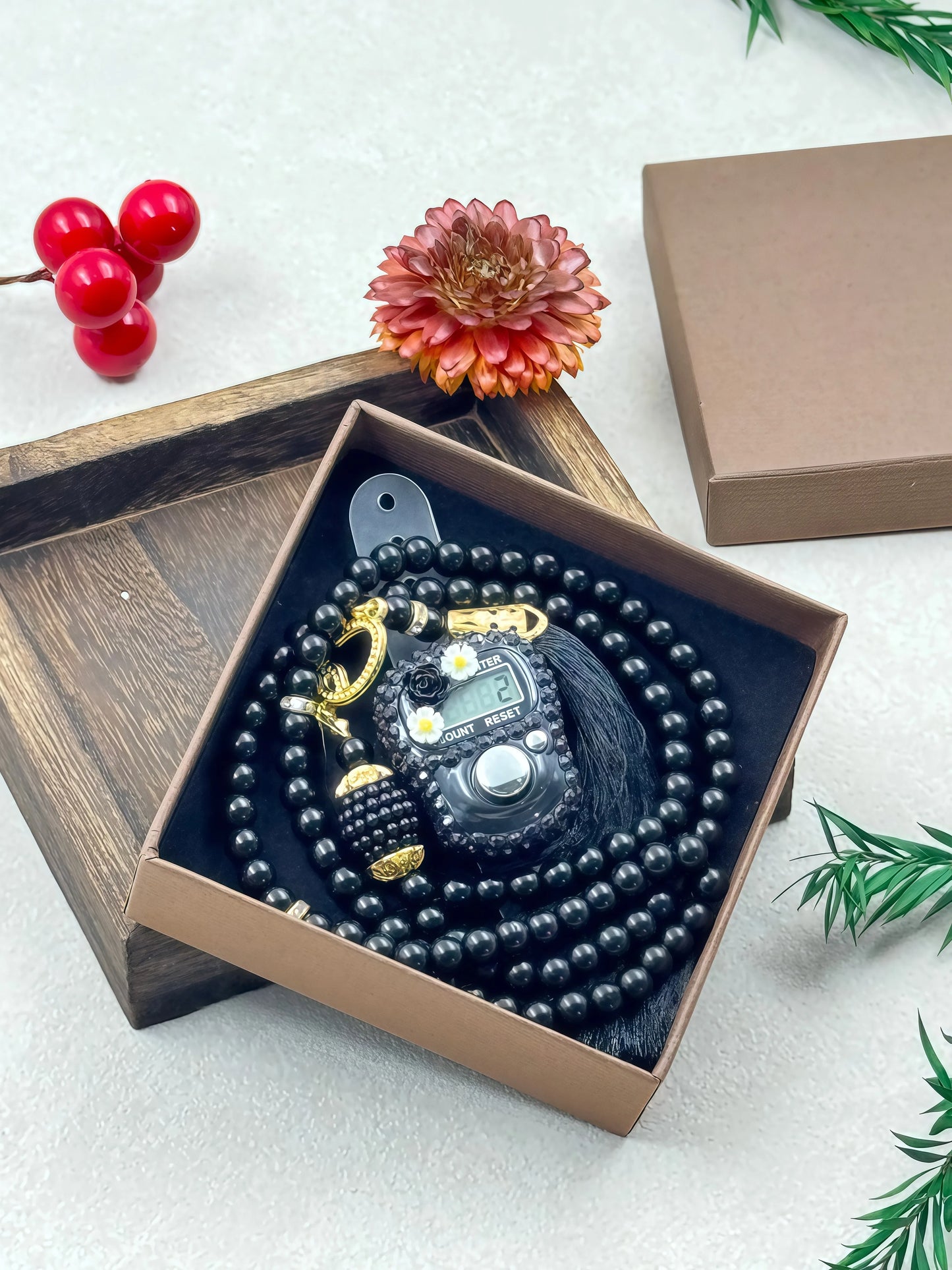 Compteur 99 perles imitation nacrées avec fleurs diamantées – Coffret cadeau élégant
