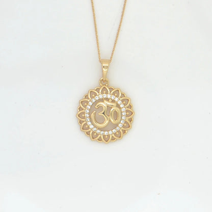 Collier Aum Om avec zircon – Pendentif spirituel unisexe