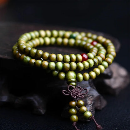Bracelet santal naturel 108 perles – méditation et prière bouddhiste
