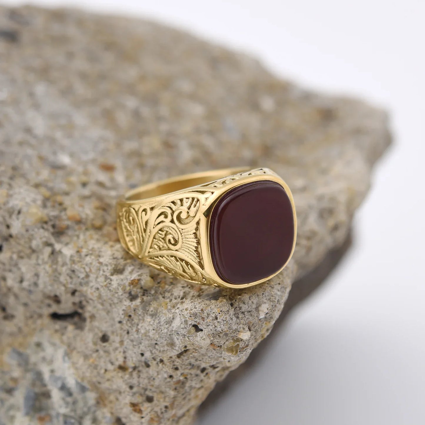 Bague homme acier inoxydable avec pierre colorée – style vintage mystique