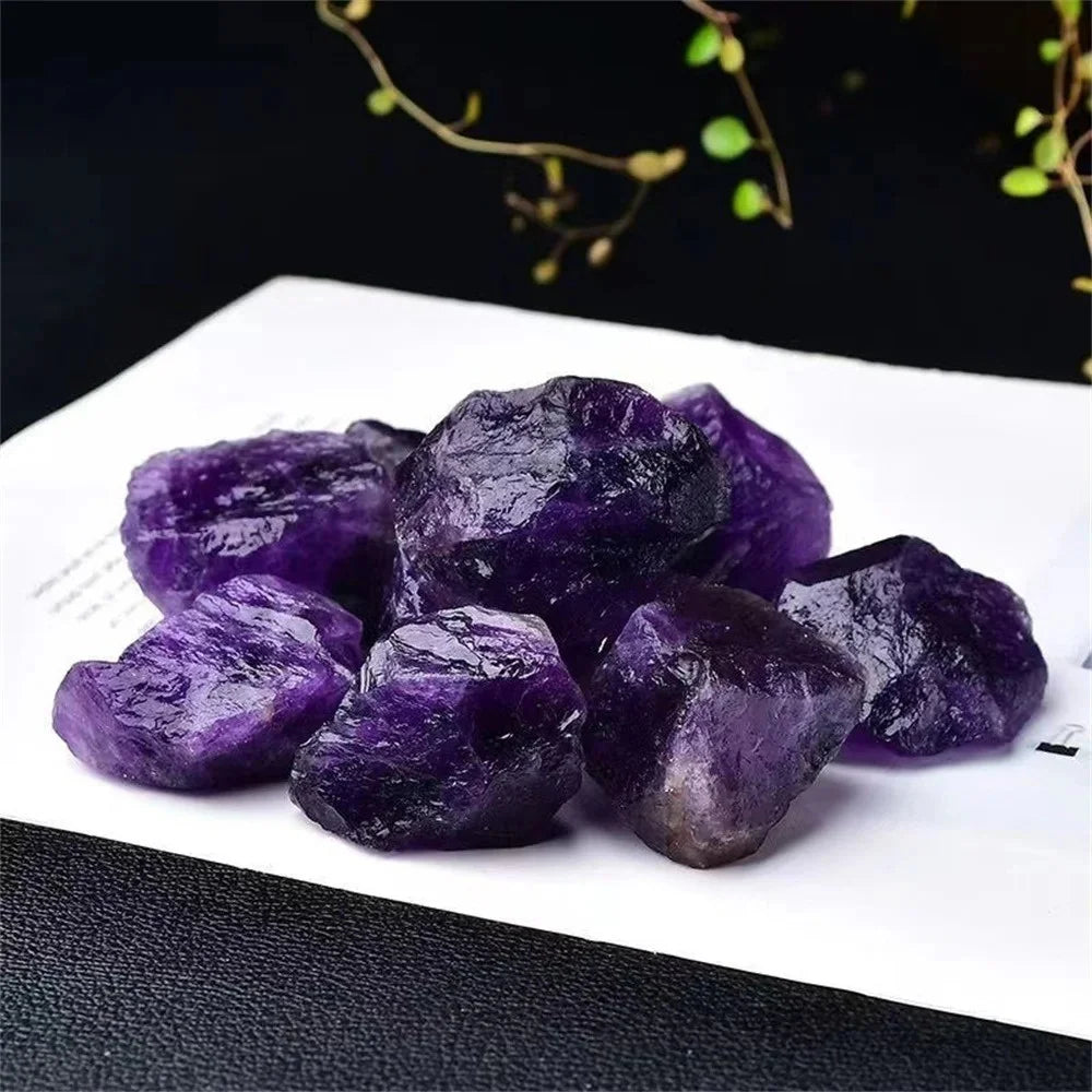 Pierre brute d’Améthyste naturelle – Cristal violet Reiki, énergie & décoration spirituelle