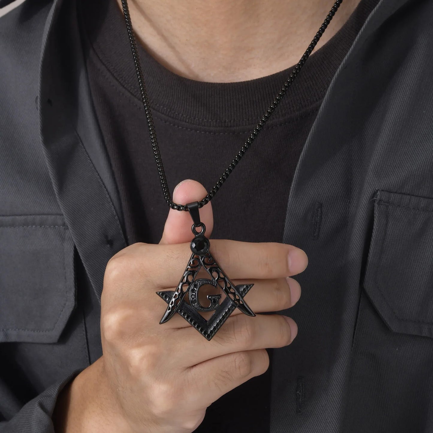 Collier maçonnique en acier inoxydable avec pendentif compas – bijou symbolique pour homme