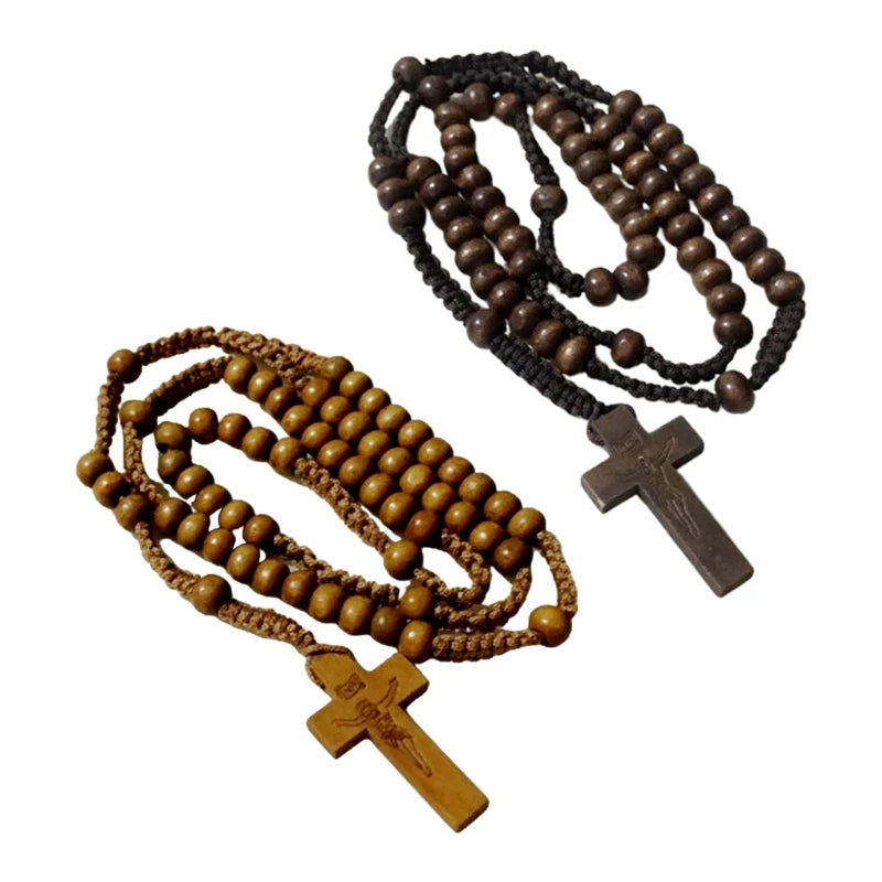 Collier chapelet en perles de bois avec croix – décoration religieuse