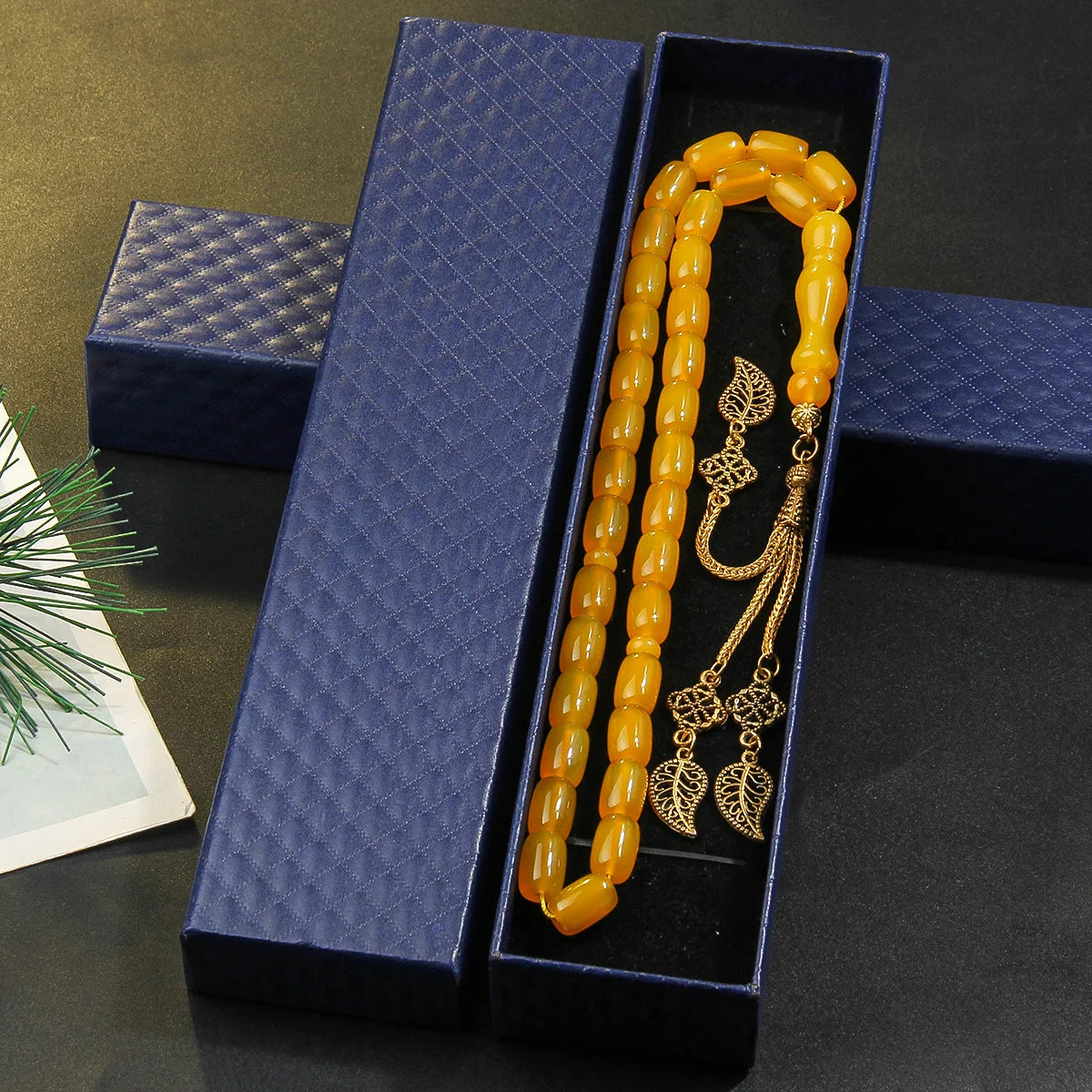 Bracelet de Prière en Agate Jaune avec Pendentif Feuille Ajourée