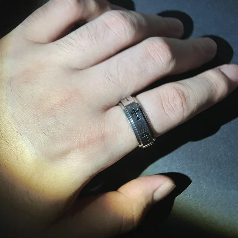 Bague croix rotative en acier inoxydable – bijou chrétien unisexe