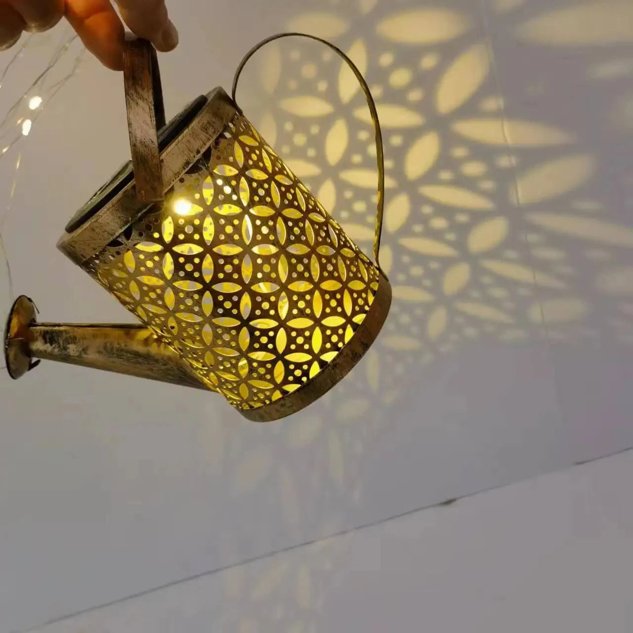 Arrosoir Solaire Lumineux