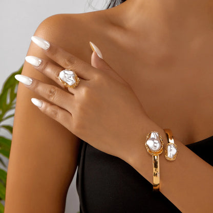 Damen Schmuckset mit Barock-Perlenoptik – Kette, Armreif & Ring