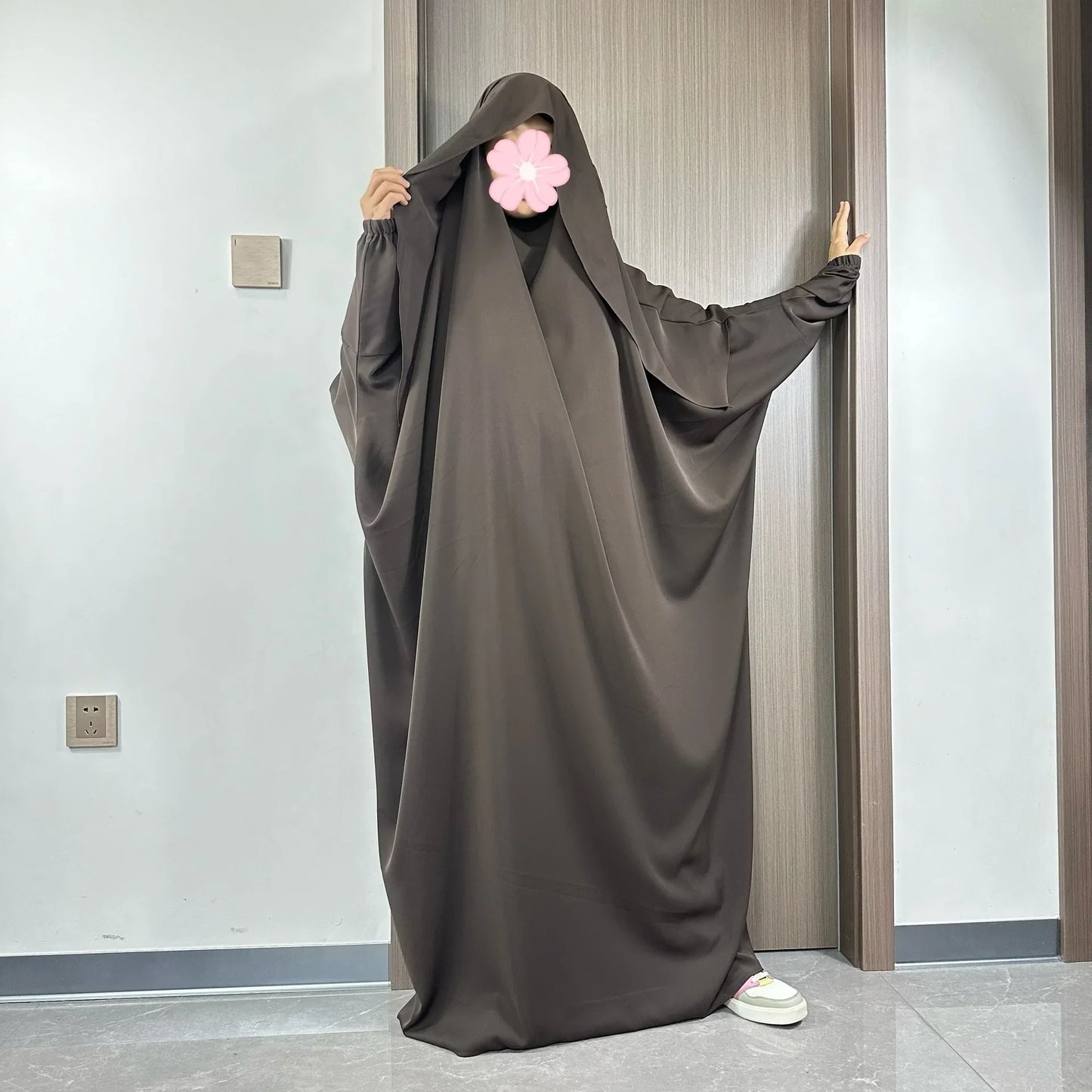 Abaya de prière une pièce avec capuche – robe musulmane femme